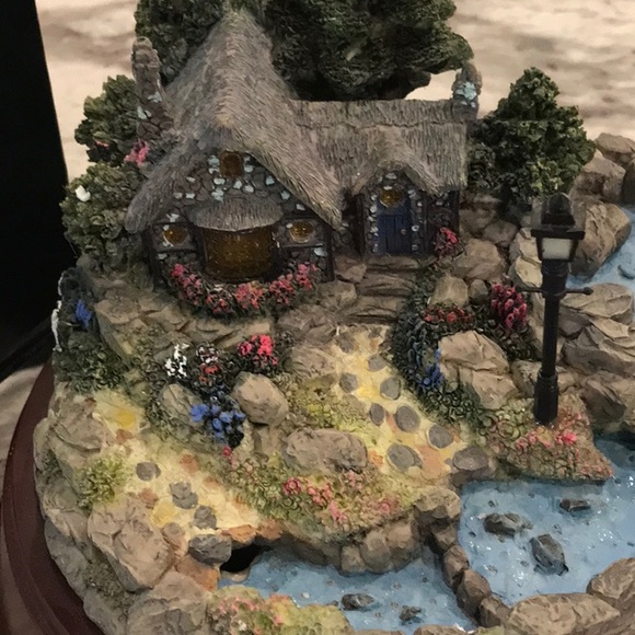 Thomas Kinkade Cottage by the Sea Waterall - Picture 5 of 5